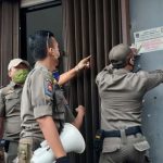 Toko Pakain Ditutup Depok