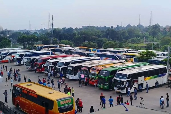 Larangan Bus AKAP Beroperasi Diperpanjang Hingga 7 Juni - Poskotaonline