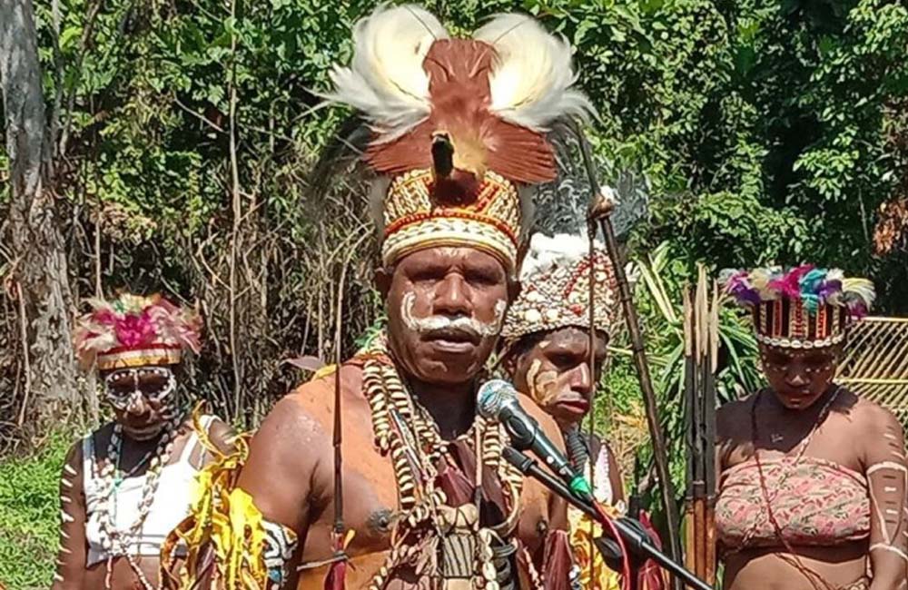  Kepala  Suku  di Papua Gelar Upacara Bakar Batu pada 1 