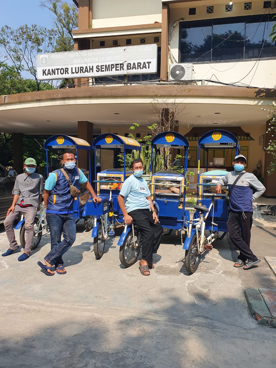 Pulang Mudik Belasan Pedagang Roti Keliling Di Semper Barat Terjaring