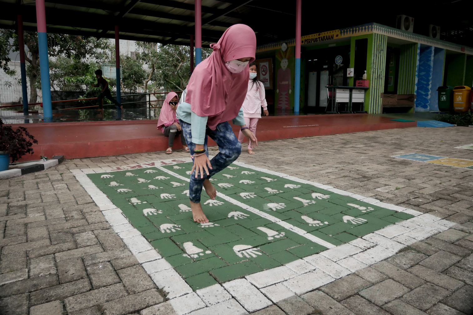 RPTRA Kembali Ramai Pengunjung Sebagai Tempat Hiburan Anak - Poskotaonline