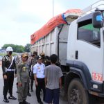 Truk Tanah