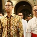 25 gereja