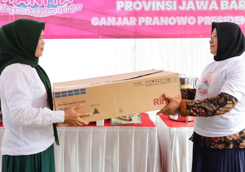 Wanita Nelayan Sedulur Ganjar Beri Bantuan Pelatihan Dan Rumah Produksi