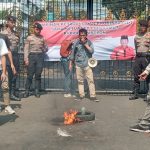 Demo mantan Bupati Samosir