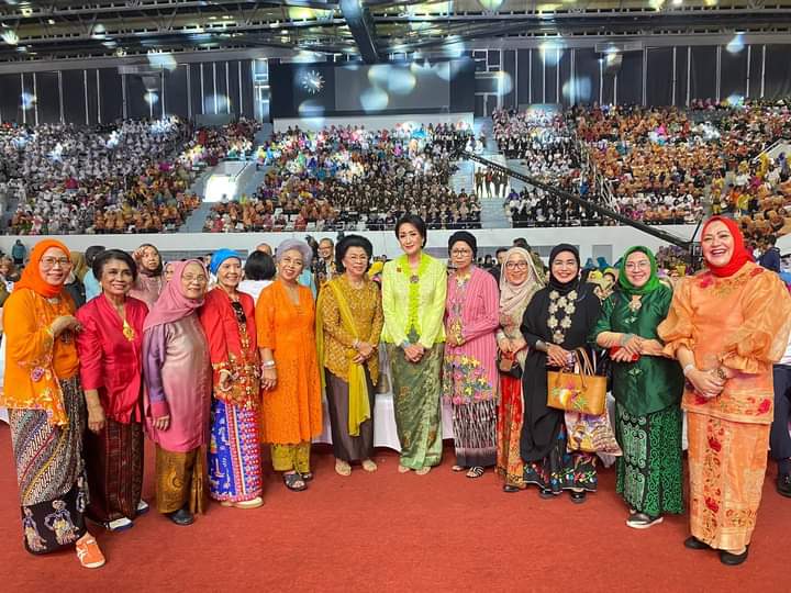 Kick Off Peringatan Hari Ibu Ke-95, Wapres Beberkan Peran Vital ...