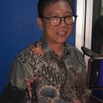 Prof. Dr. Semiarto Aji Purwanto.