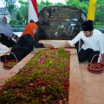 Khofifah Indar Parawansa-Emil Elestianto Dardak