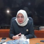 Hj. Qonita Lutfiayah.