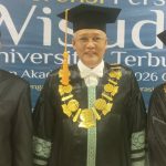 Wisuda UT