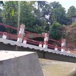 Jembatan roboh