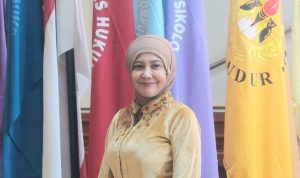 Dr. dr. Adv. Ineke Winda Ferianasari, SH., MH.Kes., C.Med., SpDVE., FINSDV., FAADV,.